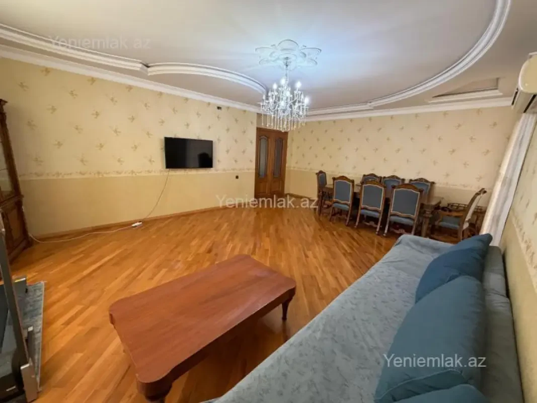 Satılır 3 otaqlı yeni tikili 150 m²