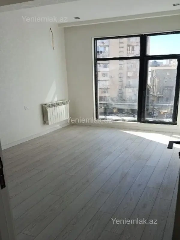Satılır 2 otaqlı köhnə tikili 45 m²