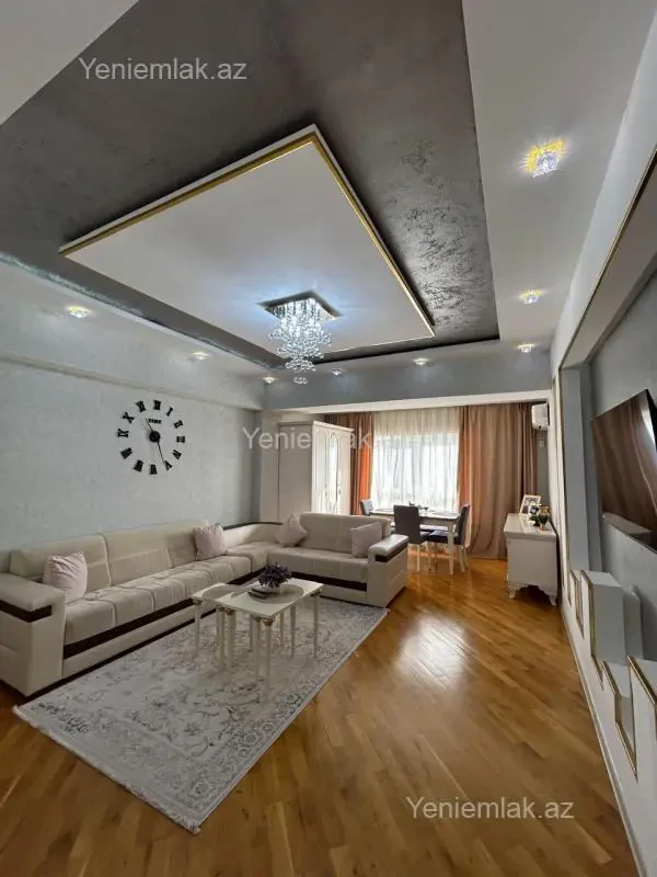 Satılır 2 otaqlı yeni tikili 70 m²