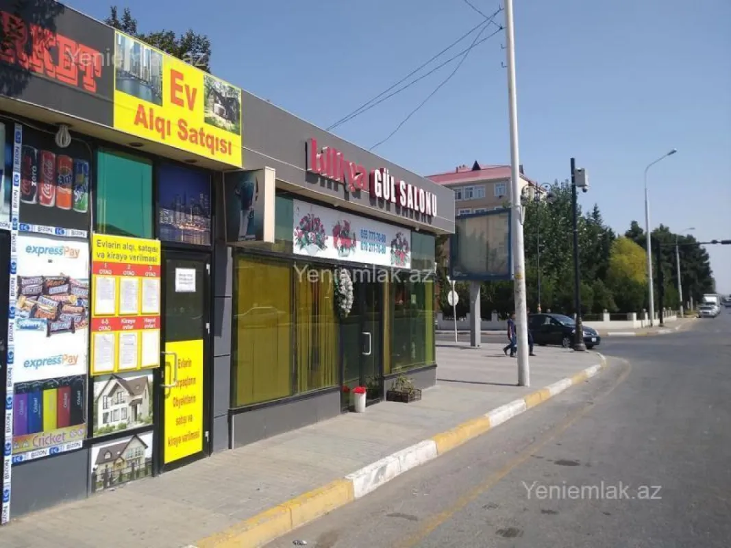 Satılır 3 otaqlı köhnə tikili 130 m²