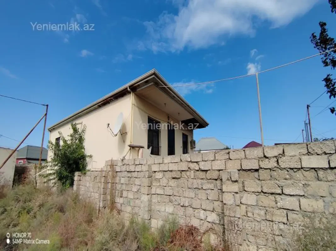 Satılır 3 otaqlı həyət evi 120 m²