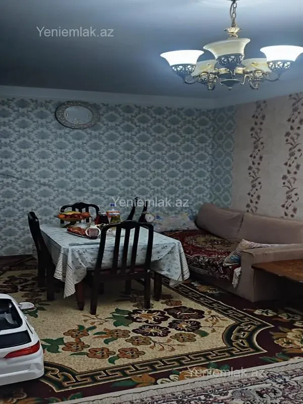 Satılır 2 otaqlı köhnə tikili 52 m²