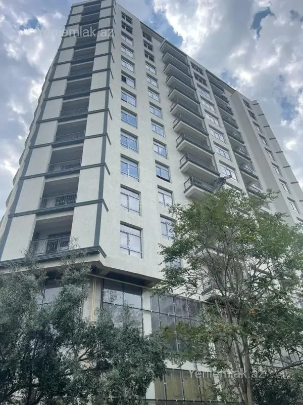 Satılır 4 otaqlı yeni tikili 196 m²