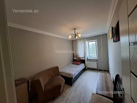Satılır 3 otaqlı köhnə tikili 65 m² — Bakı, Nizami 3 otaq 65.00 m²