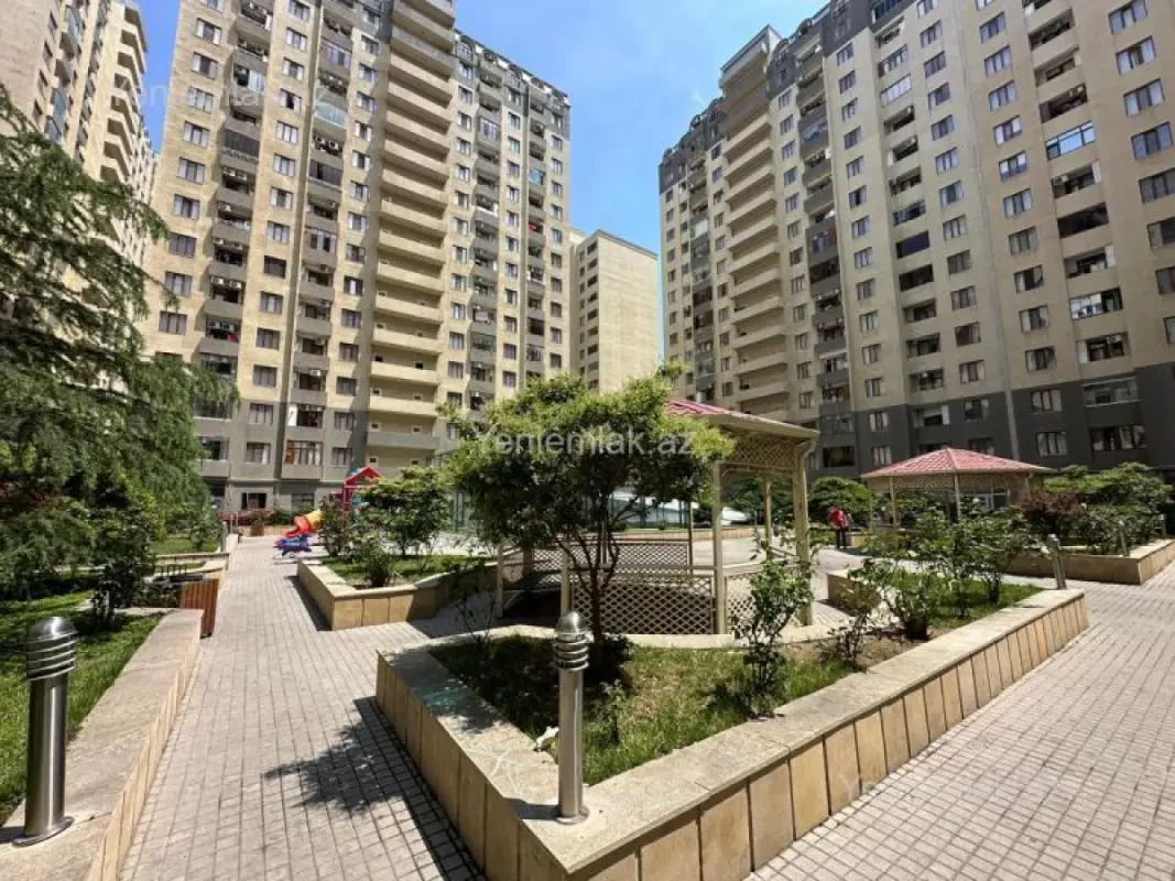 Satılır 3 otaqlı yeni tikili 86 m²