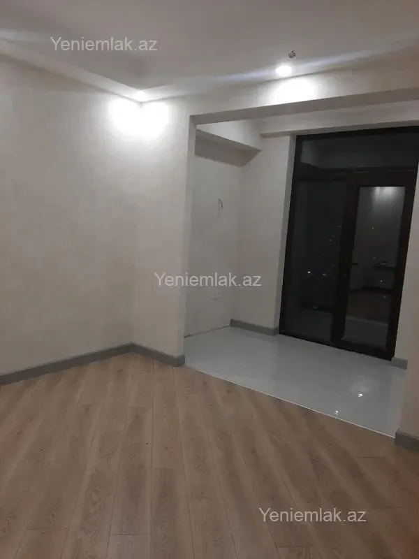 Satılır 2 otaqlı yeni tikili 60 m²