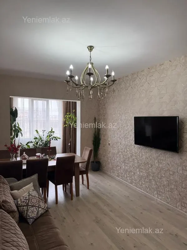 Satılır 3 otaqlı köhnə tikili 80 m²