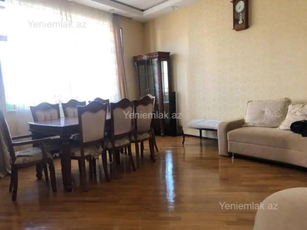 Satılır 2 otaqlı yeni tikili 80 m²