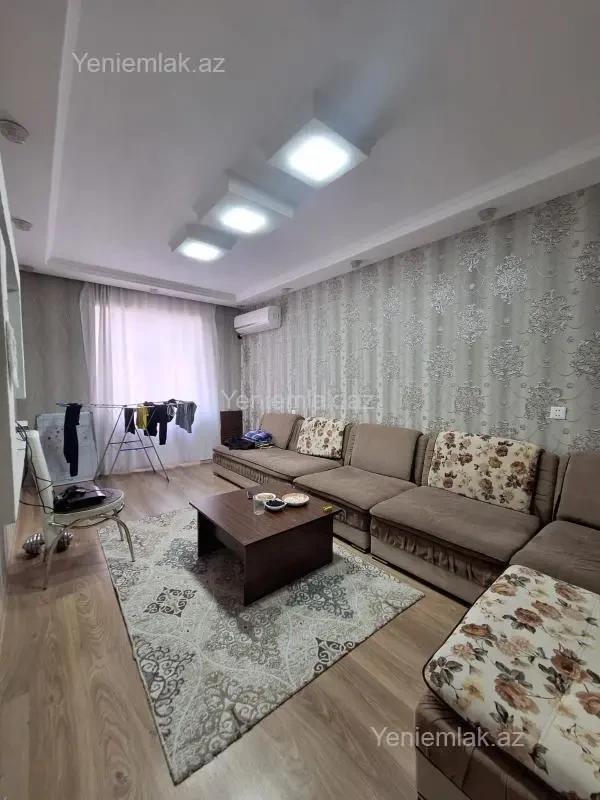 Satılır 3 otaqlı köhnə tikili 75 m²