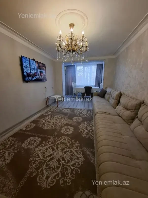 Satılır 3 otaqlı köhnə tikili 90 m²
