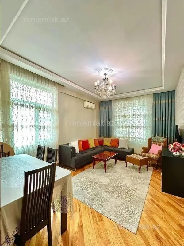 Satılır 2 otaqlı yeni tikili 56 m²