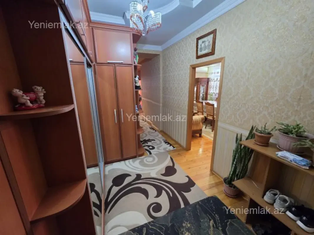 Satılır 4 otaqlı yeni tikili 120 m²