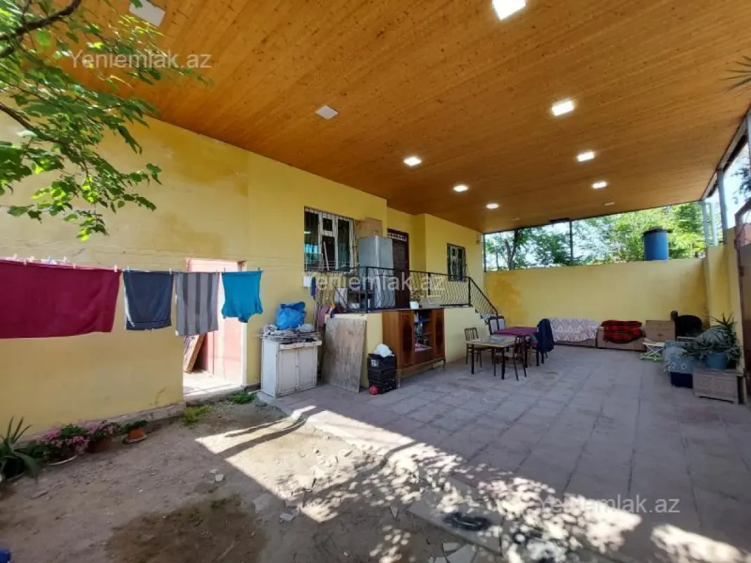 Satılır 4 otaqlı həyət evi 120 m²