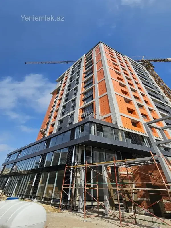 Satılır 3 otaqlı yeni tikili 123.5 m²