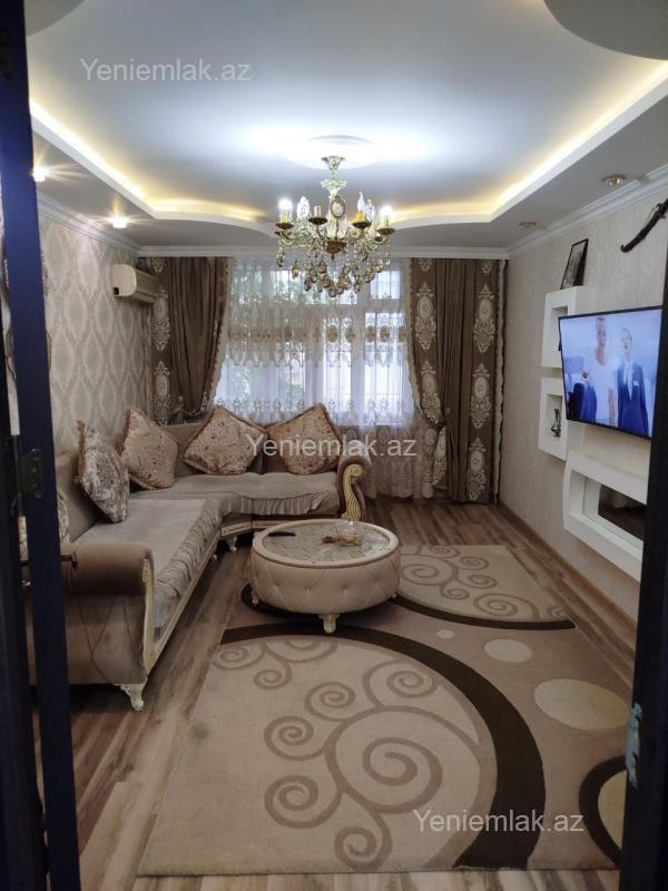 Satılır 3 otaqlı köhnə tikili 72 m²