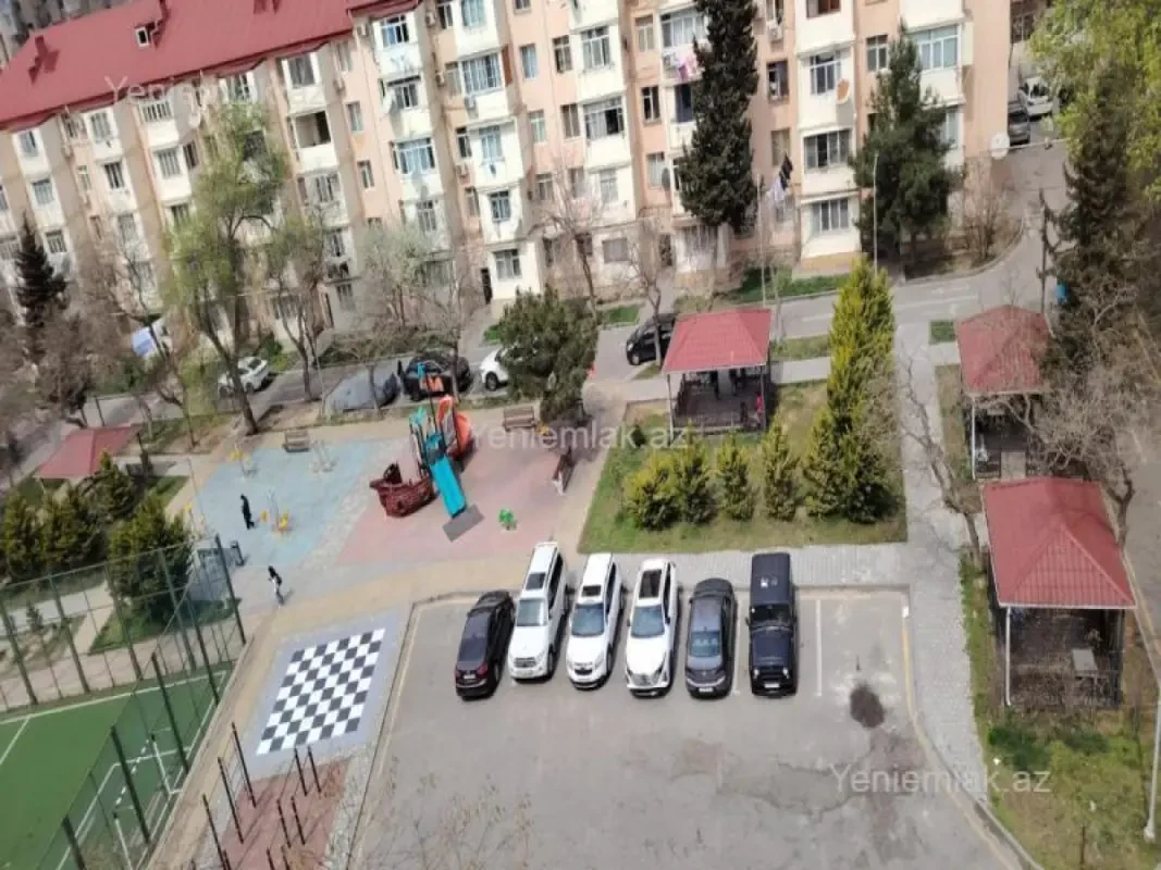 Satılır 2 otaqlı köhnə tikili 45 m²