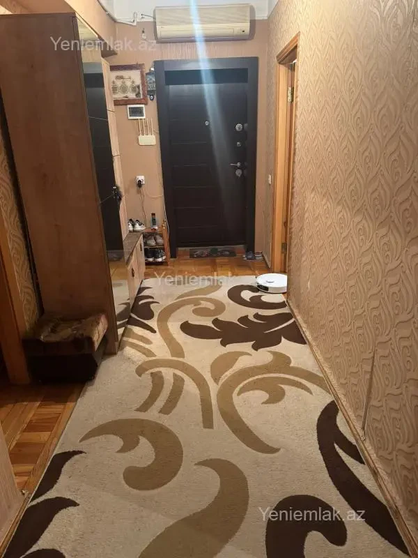 Satılır 3 otaqlı köhnə tikili 80 m²