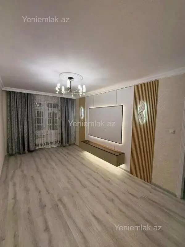 Satılır 2 otaqlı köhnə tikili 60 m²