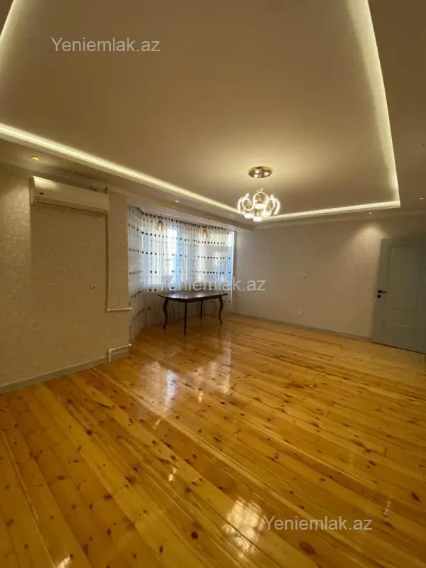 Satılır 4 otaqlı yeni tikili 120 m²
