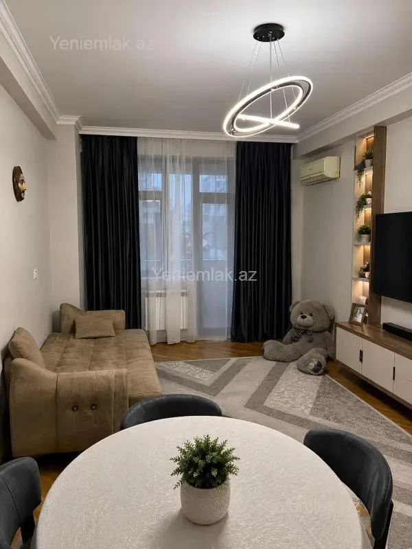 Satılır 3 otaqlı yeni tikili 93 m²