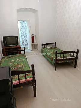Satılır 2 otaqlı köhnə tikili 40 m² — Bakı, Səbail 2 otaq 40.00 m²