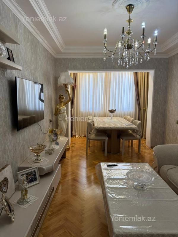 Satılır 3 otaqlı köhnə tikili 65 m²