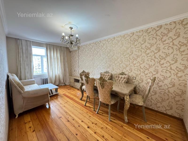 Satılır 2 otaqlı köhnə tikili 60 m²