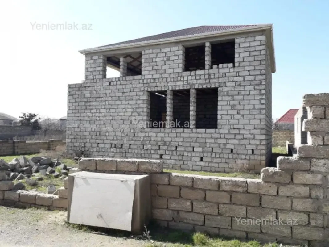 Satılır 5 otaqlı həyət evi 110 m²