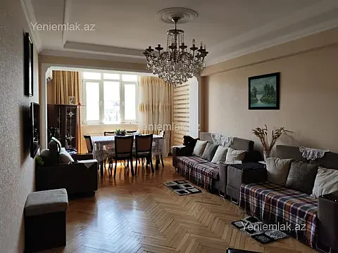 Satılır 3 otaqlı köhnə tikili 100 m² — Bakı, Nərimanov 3 otaq 100.00 m²