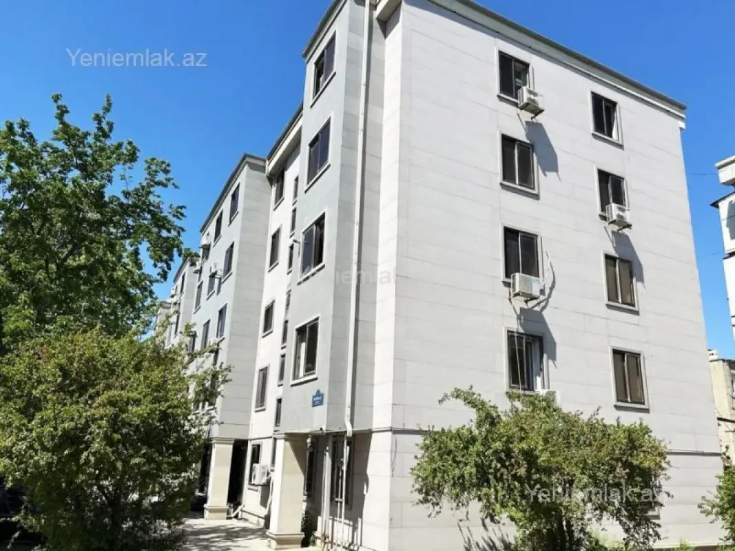 Satılır 3 otaqlı köhnə tikili 70 m²
