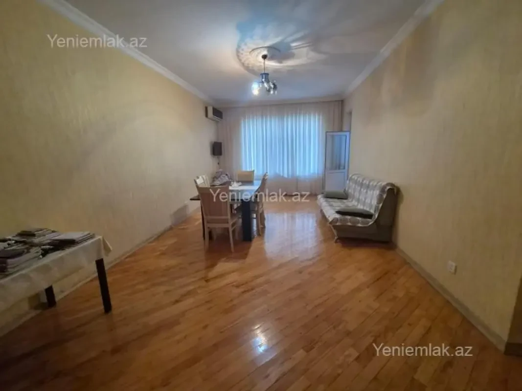 Satılır 3 otaqlı yeni tikili 90 m²