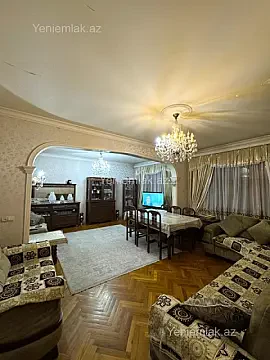 Satılır 5 otaqlı köhnə tikili 125 m² — Bakı, Binəqədi 5 otaq 125.00 m²