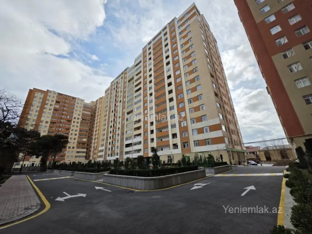 Satılır 3 otaqlı yeni tikili 79 m²