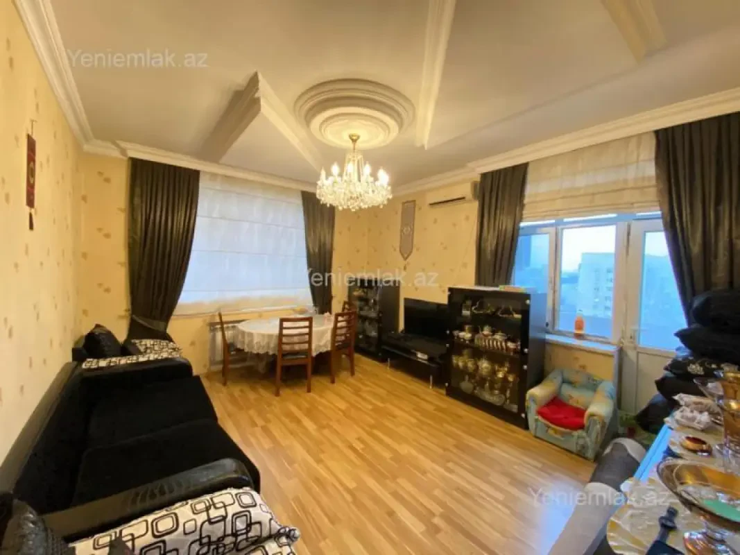 Satılır 3 otaqlı yeni tikili 80 m²