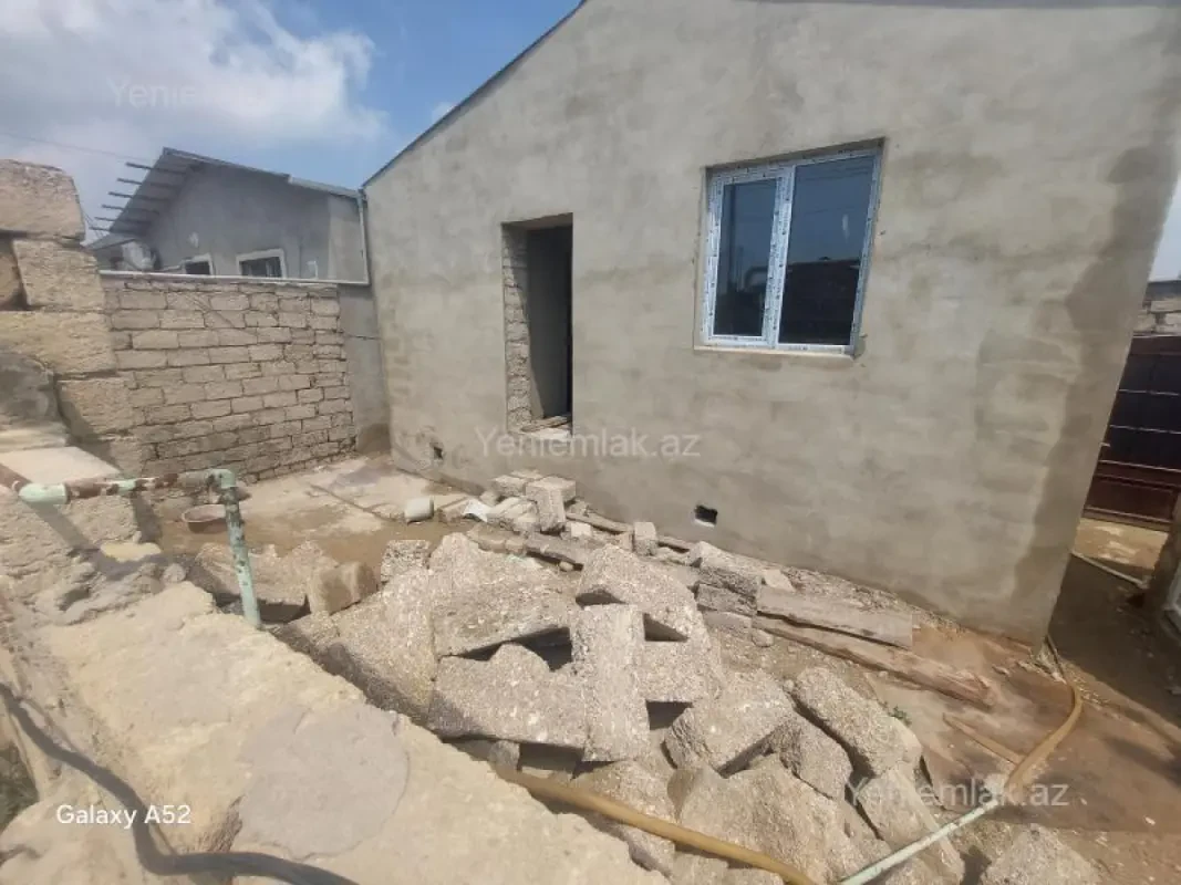 Satılır 2 otaqlı həyət evi 50 m²