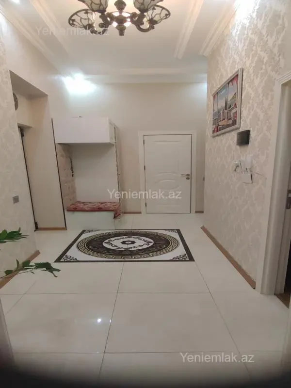Satılır 2 otaqlı yeni tikili 70 m²