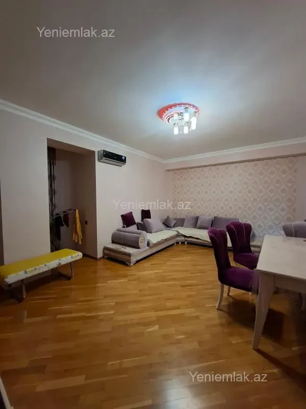 Satılır 2 otaqlı yeni tikili 100 m²
