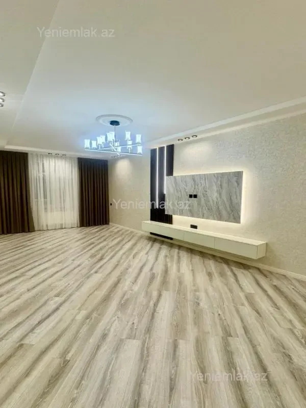 Satılır 3 otaqlı yeni tikili 114 m²