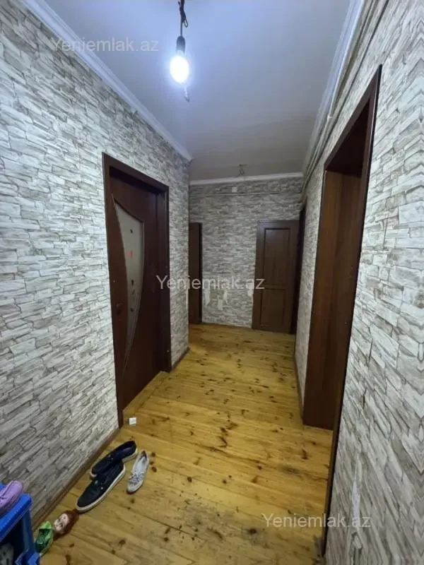 Satılır 3 otaqlı köhnə tikili 68 m²