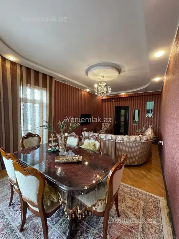 Satılır 2 otaqlı yeni tikili 72 m²