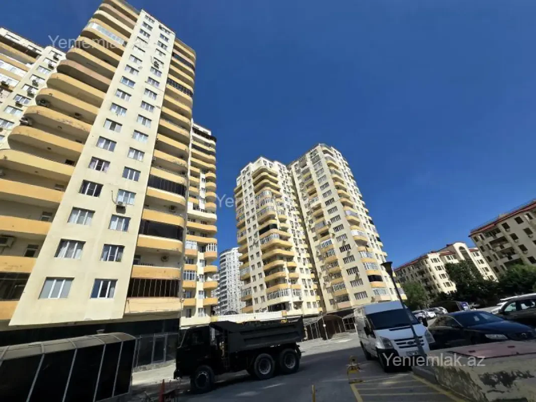 Satılır 2 otaqlı yeni tikili 70 m²