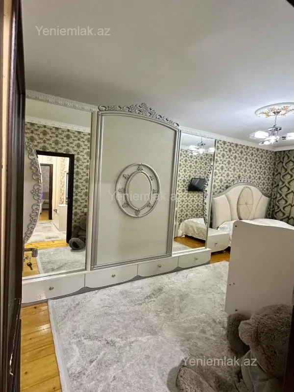 Satılır 2 otaqlı köhnə tikili 45 m²