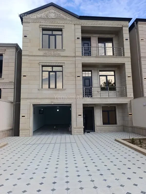 Satılır 5 otaqlı həyət evi 340 m²