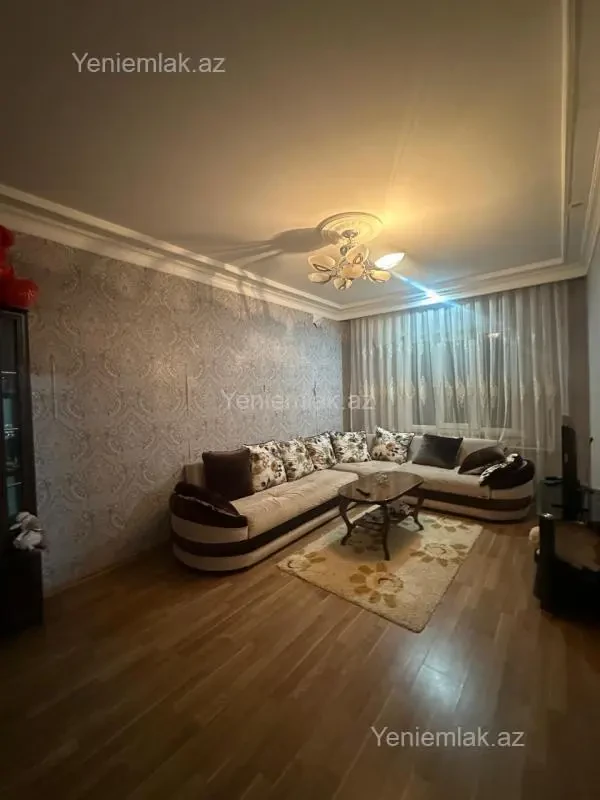 Satılır 2 otaqlı köhnə tikili 60 m²