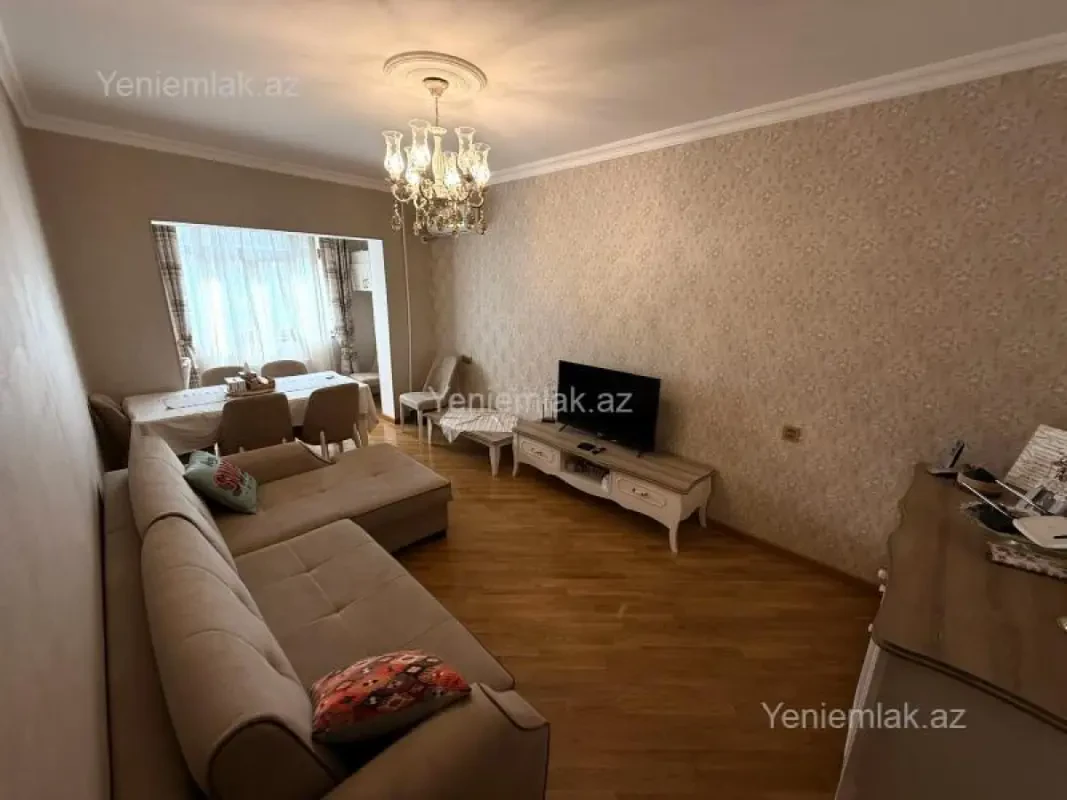 Satılır 2 otaqlı köhnə tikili 65 m²