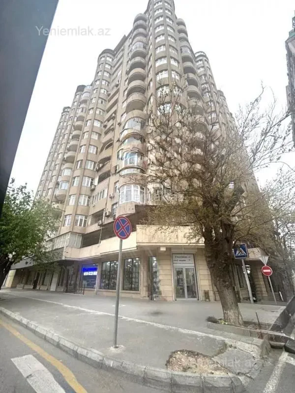 Satılır 2 otaqlı yeni tikili 96 m²