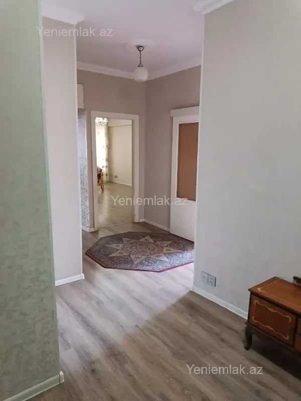 Satılır 3 otaqlı köhnə tikili 50 m²
