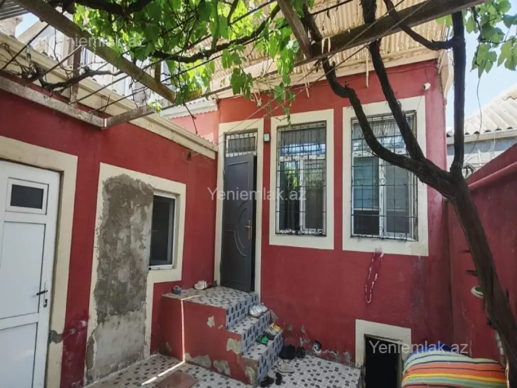 Satılır 4 otaqlı həyət evi 85 m²