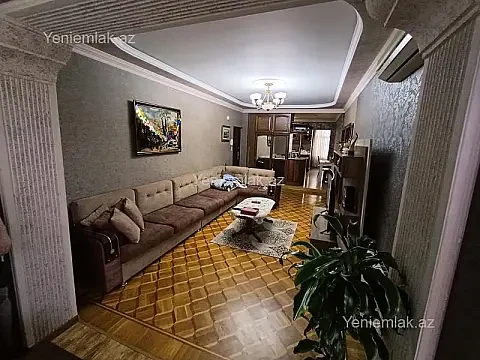 Satılır 5 otaqlı köhnə tikili 130 m² — Bakı, Binəqədi 5 otaq 130.00 m²