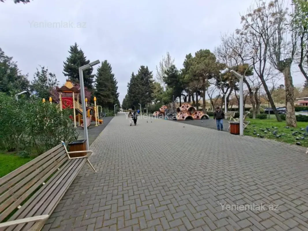 Satılır 2 otaqlı köhnə tikili 50 m²